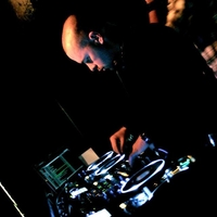 DJ OLIVIER BENTLEY